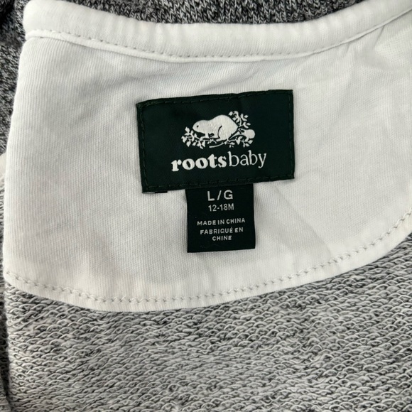 Roots - Baby Onesie 12-18M - Picture 6 of 7